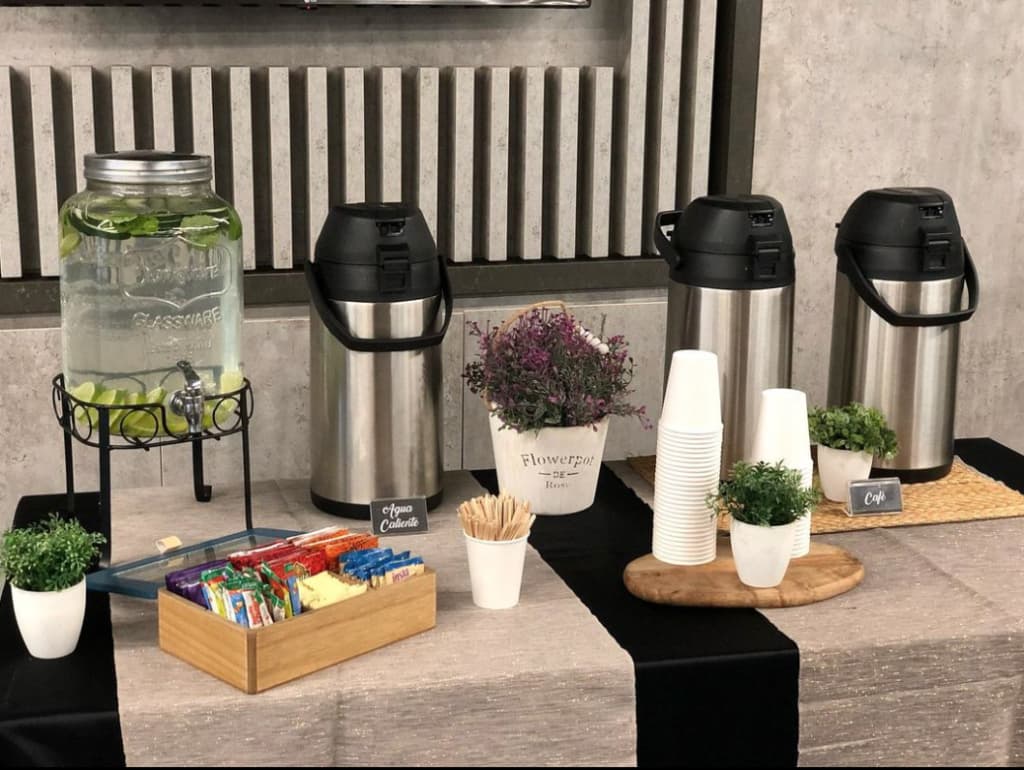 Estación de cafe para empresas y organizaciones